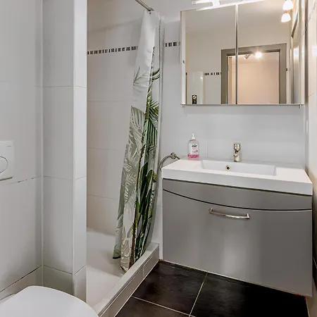 Golf Lo 0801 P9 Lwp Apartment